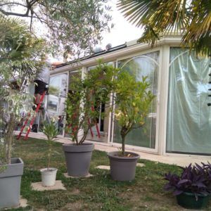 Rénovation d'une véranda à Juillan par Peyrou Bruno